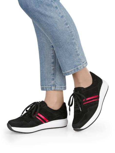 Sportschuh mit Shock Absorber
