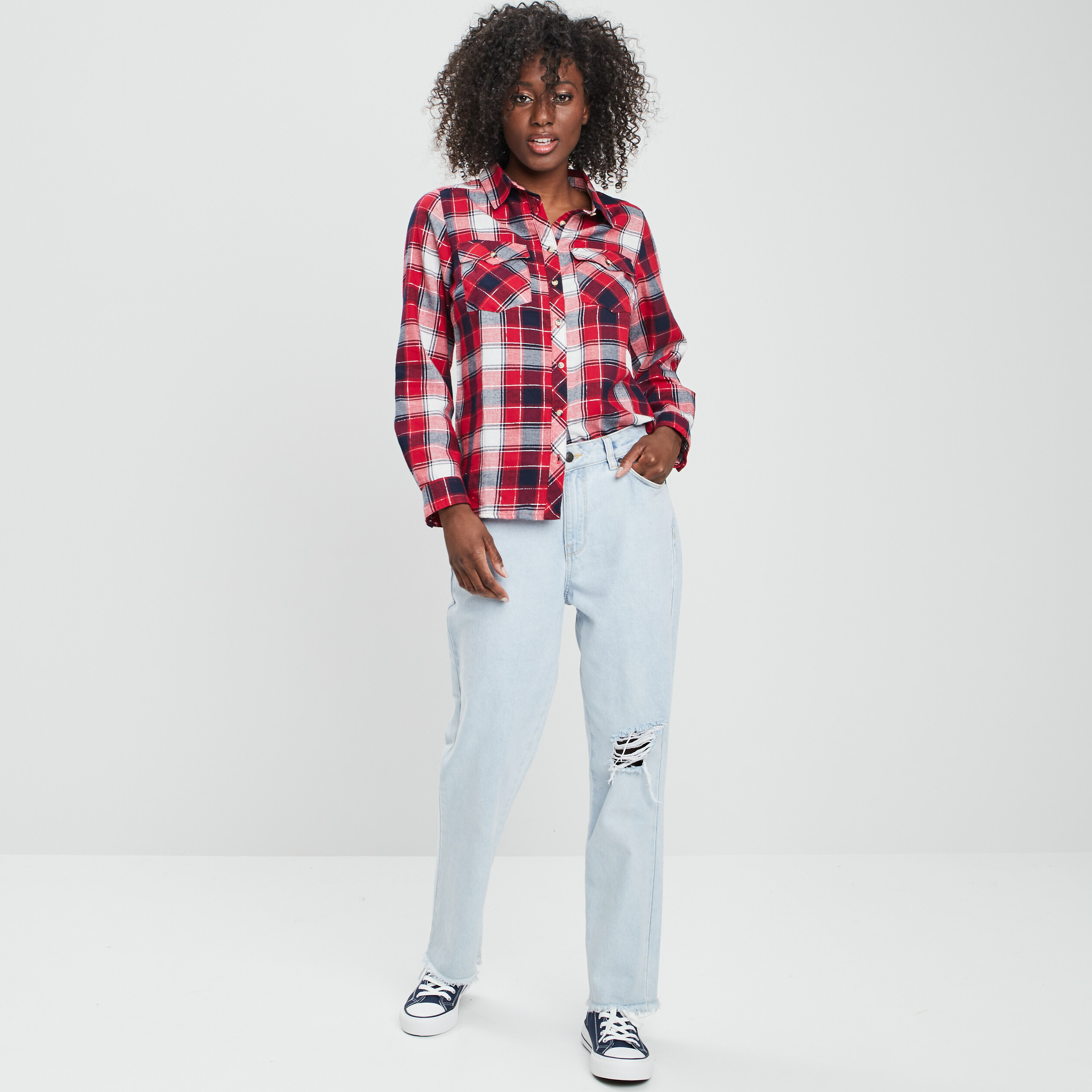 Chemise manches longues poches à rabat rouge femme | La Halle