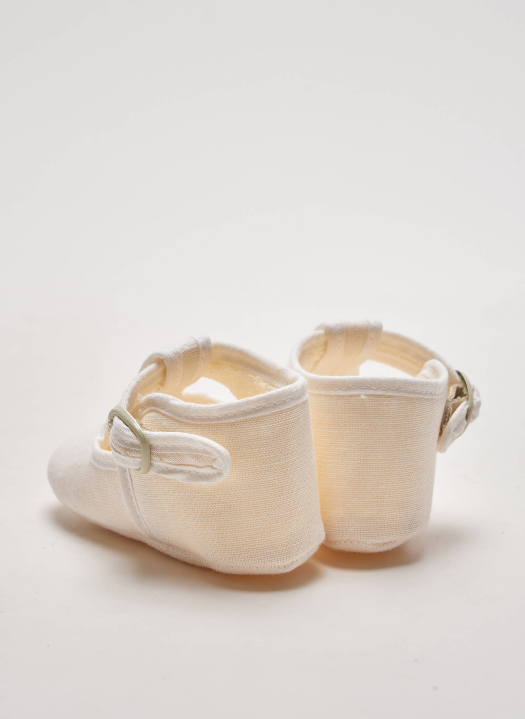 Paz Rodriguez Chaussons Enfant couleur beige