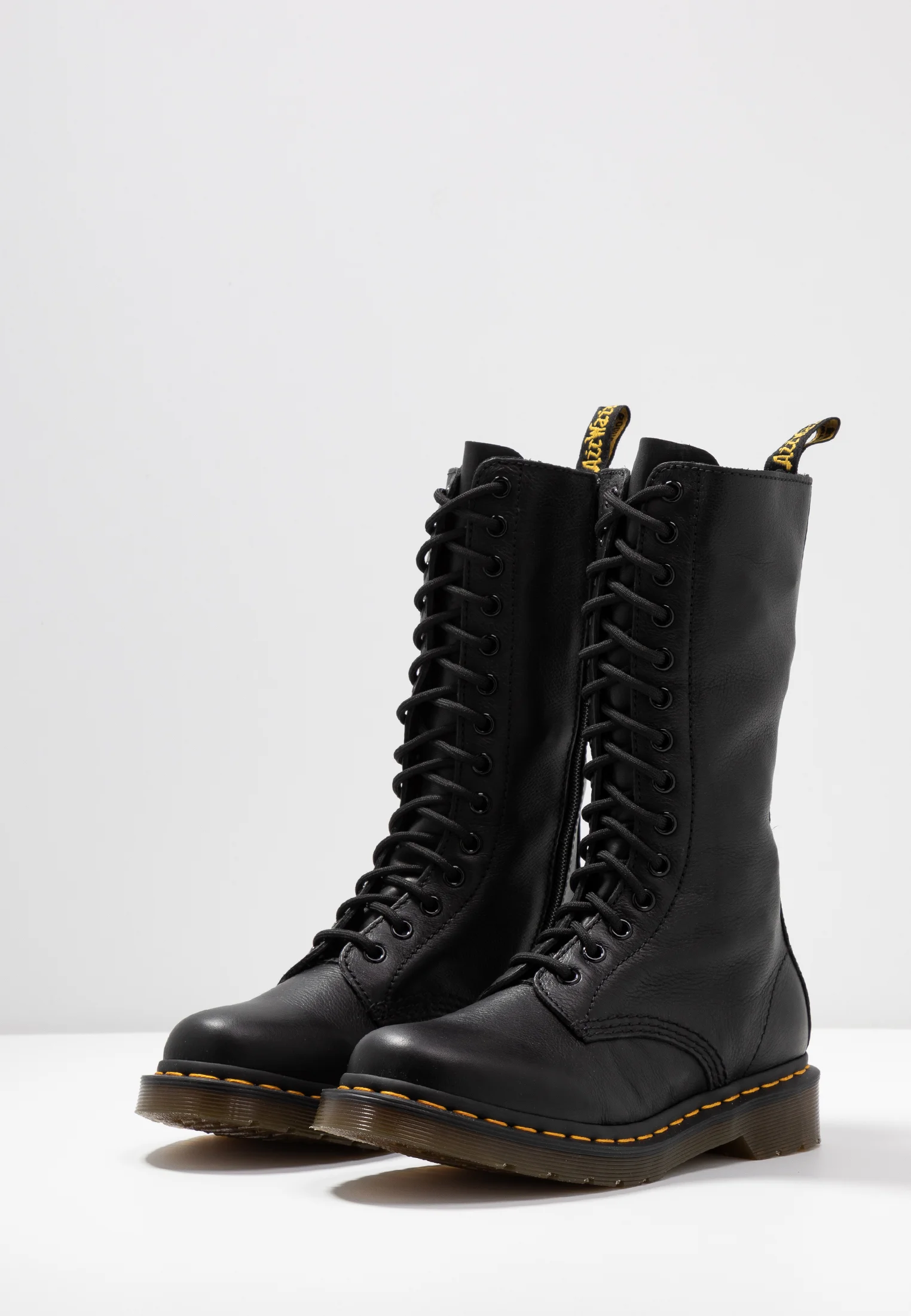 Dr. Martens - Botas con cordones