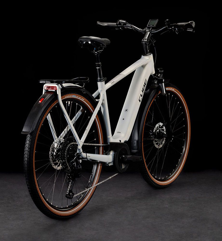 Cube Touring Hybrid Pro 625 pearlysilver´n´black kaufen | Bike-Discount