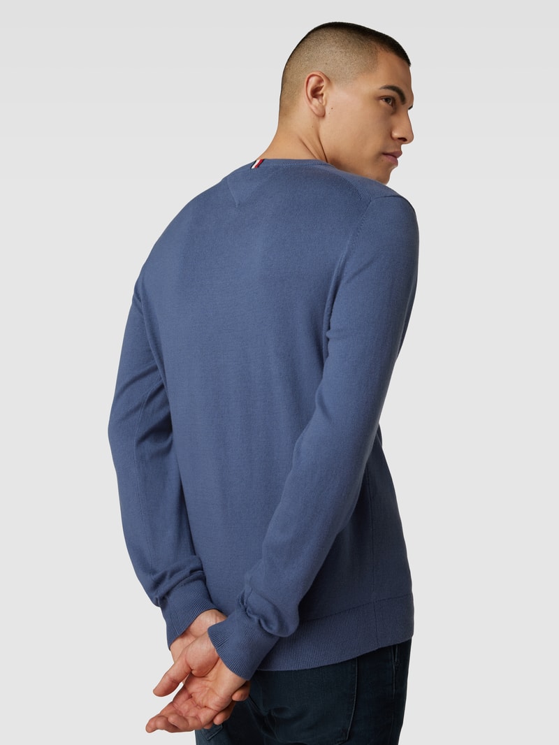 Strickpullover mit V-Ausschnitt Modell 'PIMA' in jeans