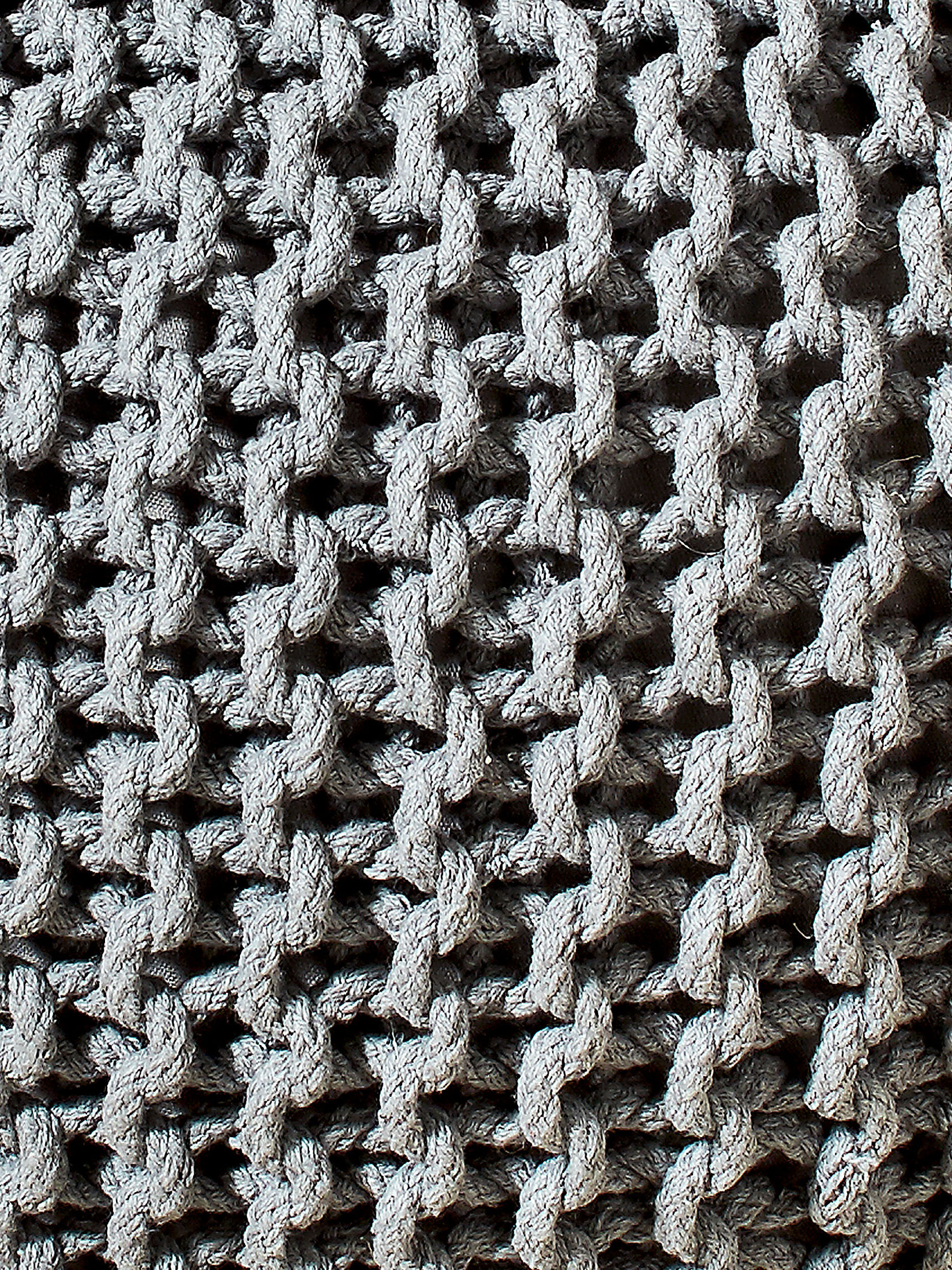 Kiruna Strick-Pouf, Stahl