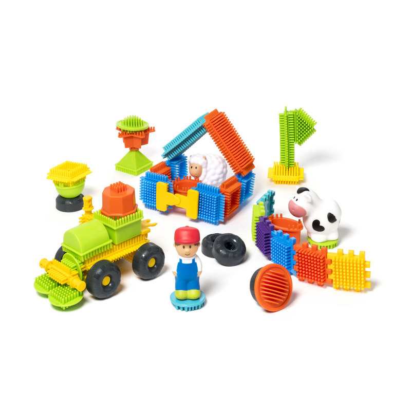 82 blocks à construire et 3 figurines ferme Oxybul