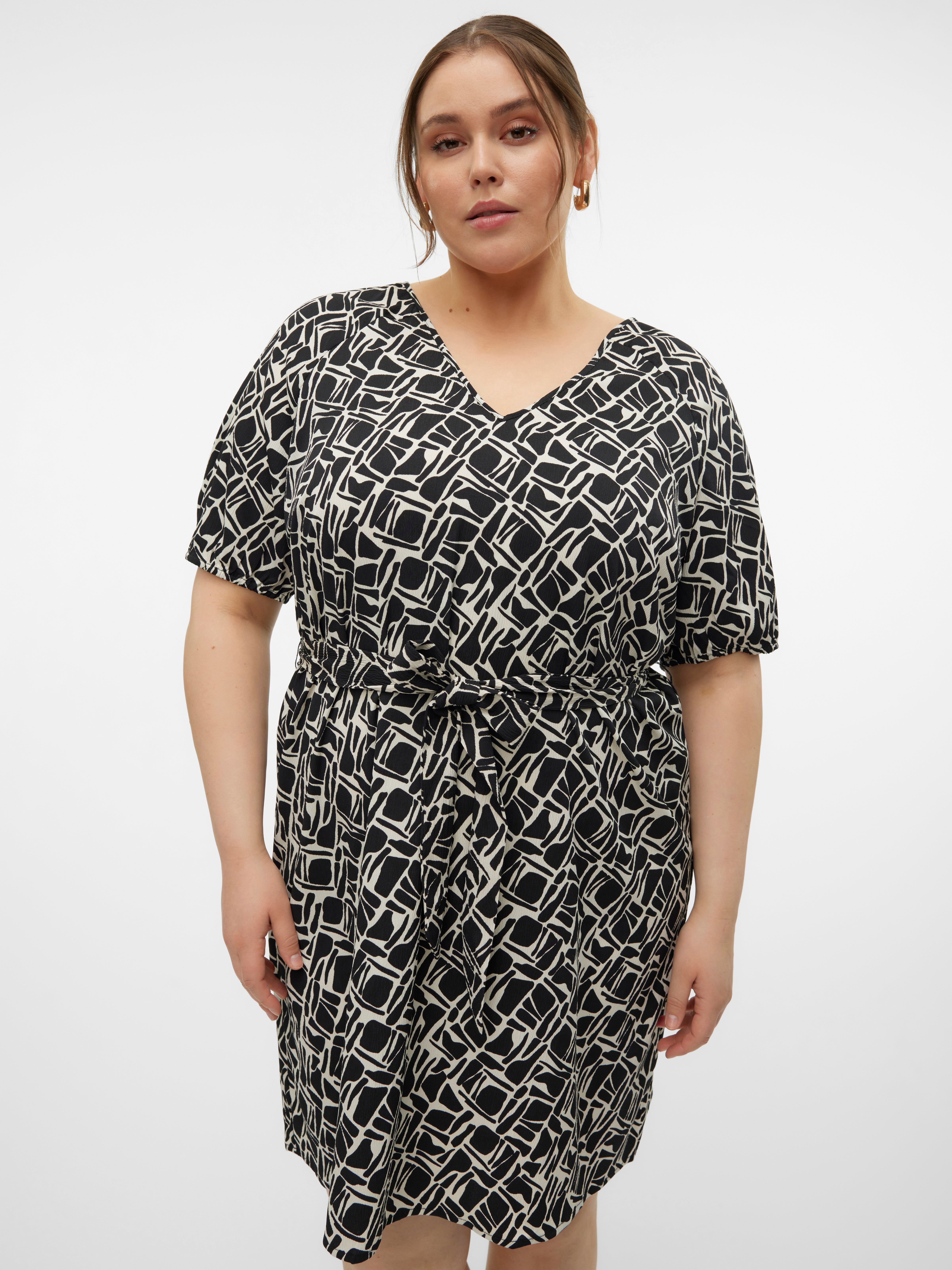 VMCPAGE Kurzes Kleid