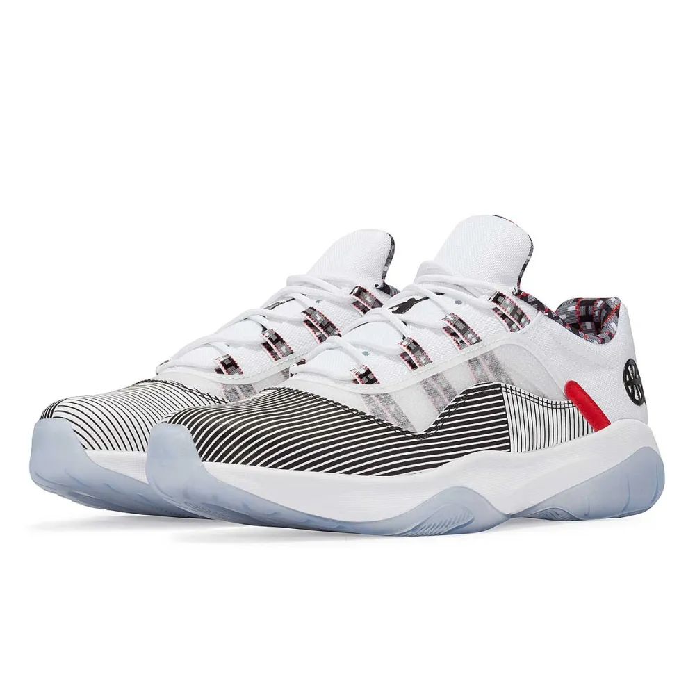 NIKE JORDAN 11 CMFT Low Quai 54 Air DJ4893-106 / weiss