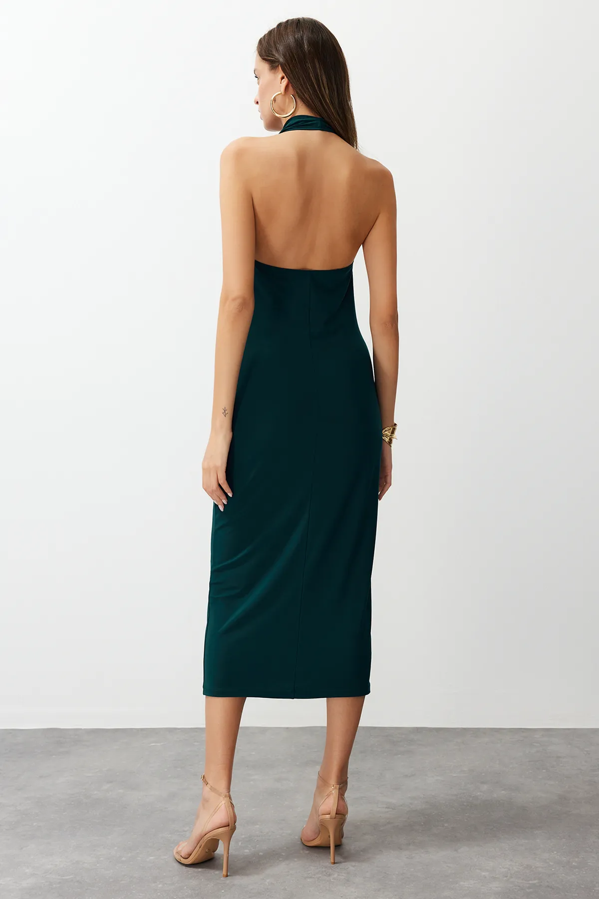 Trendyol Collection  Smaragdgrünes flexibles Strick-Midi-Bleistiftkleid mit Degaje-Kragen TWOSS24EL00106