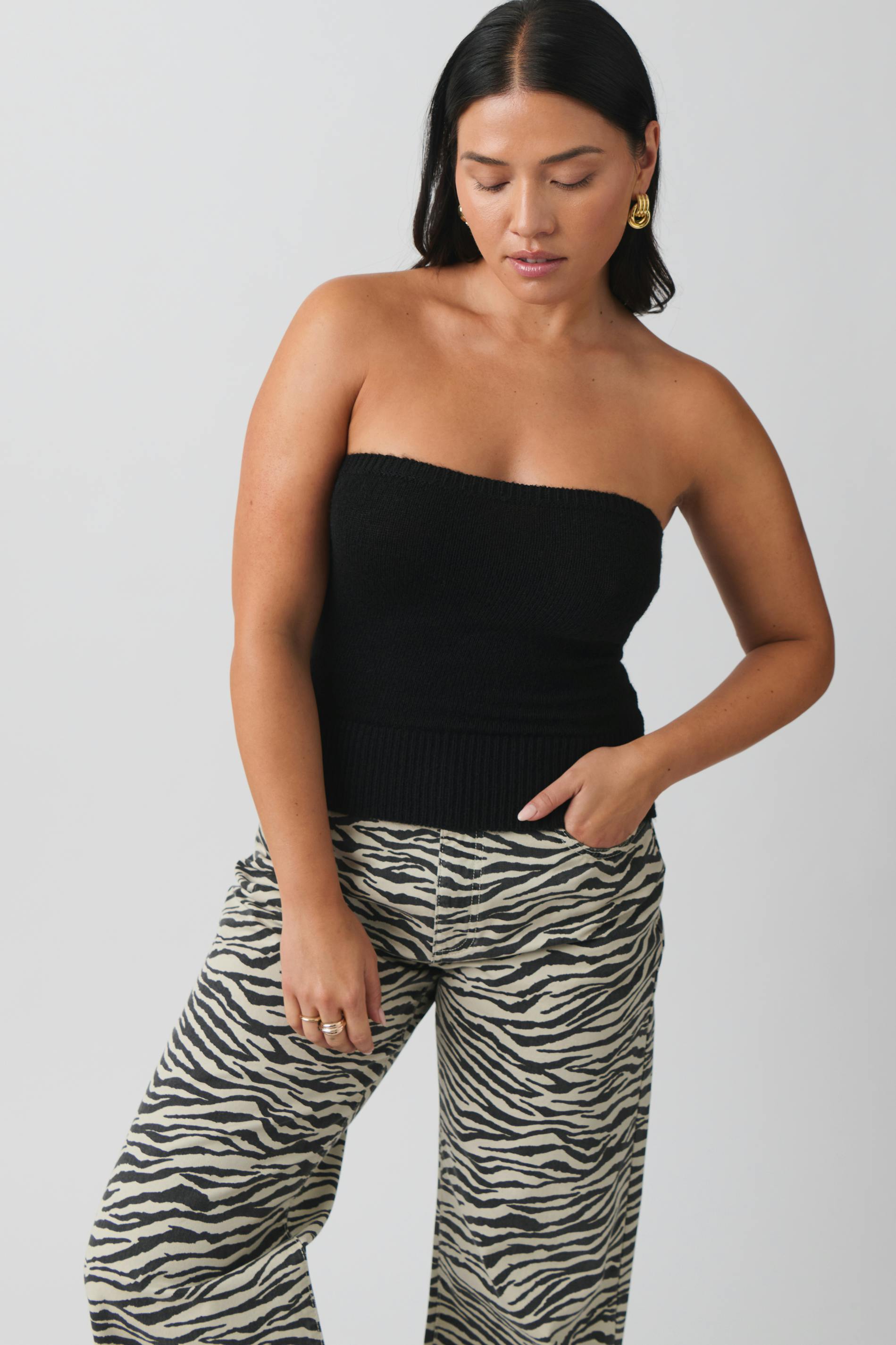 Knitted tube top