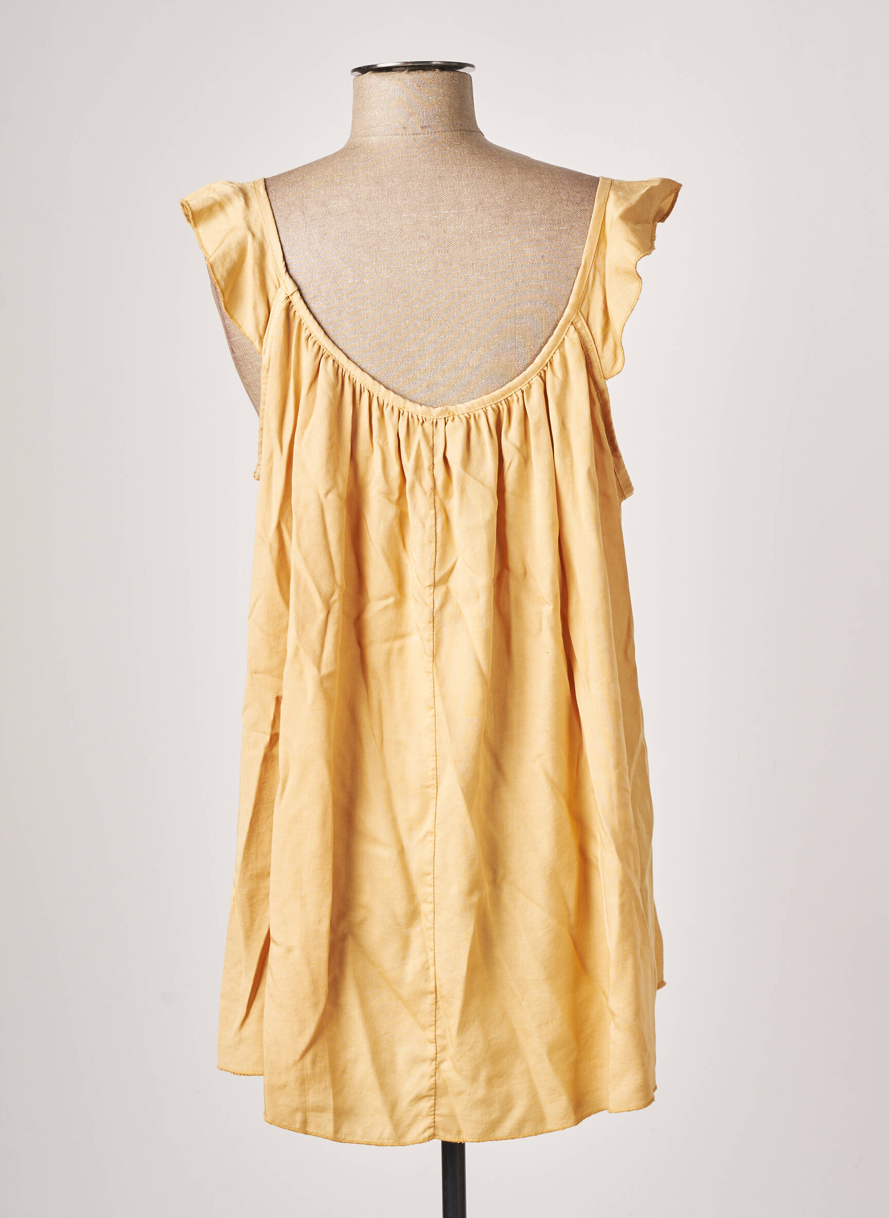 In April 1986 Tuniquemanchecourte Femme couleur marron