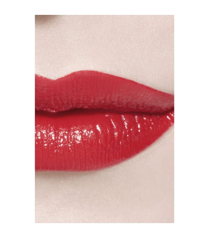 Chanel-ROUGE COCO BLOOM-Le rouge à levrès hydratant et repulpant longue tenue, couleur et brillance intenses