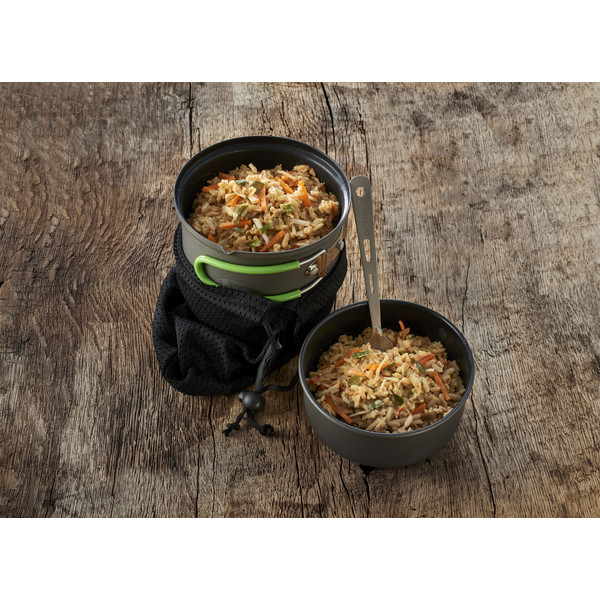 GARDEN VEGETABLES WITH RISOTTO - Outdoor Essen