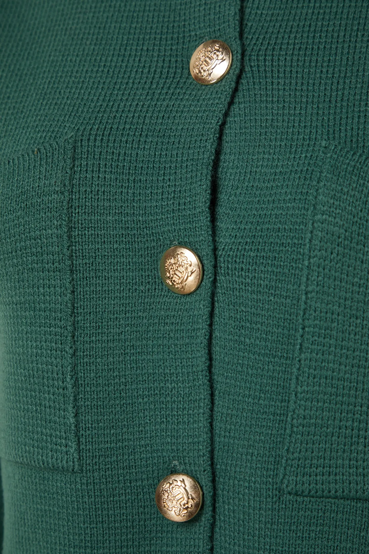Trendyol Collection  Grüner, weich strukturierter Accessoire-Strick-Cardigan TWOAW24HI00023