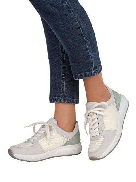 Sportschuh