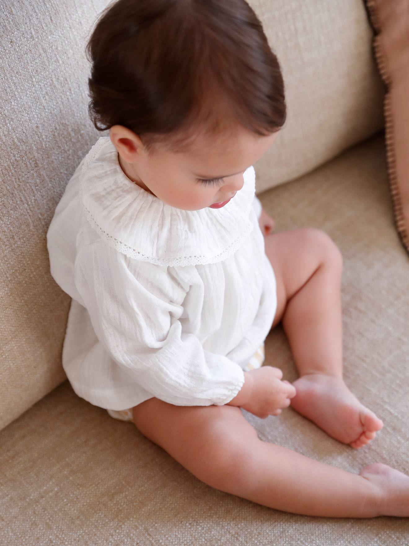 Blouse en gaze de coton bébé col volanté écru