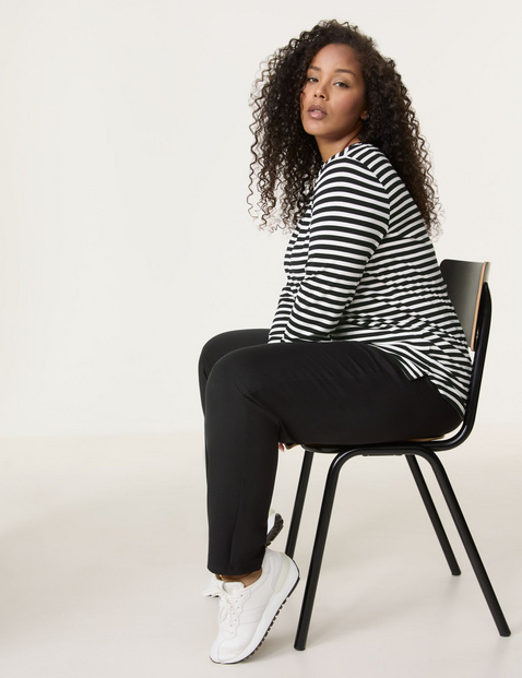 Geringeltes Longsleeve mit Ziersteinen