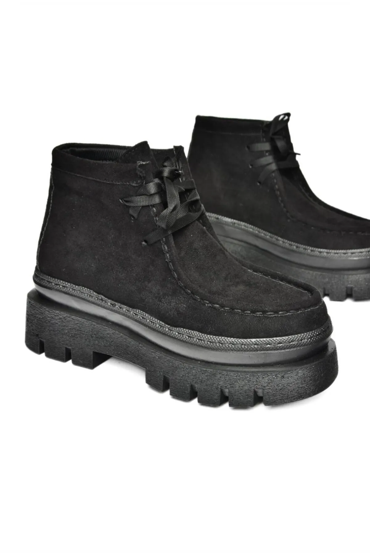 Fox Shoes  R267310202 Damenschuhe aus schwarzem Wildleder mit dicken Sohlen