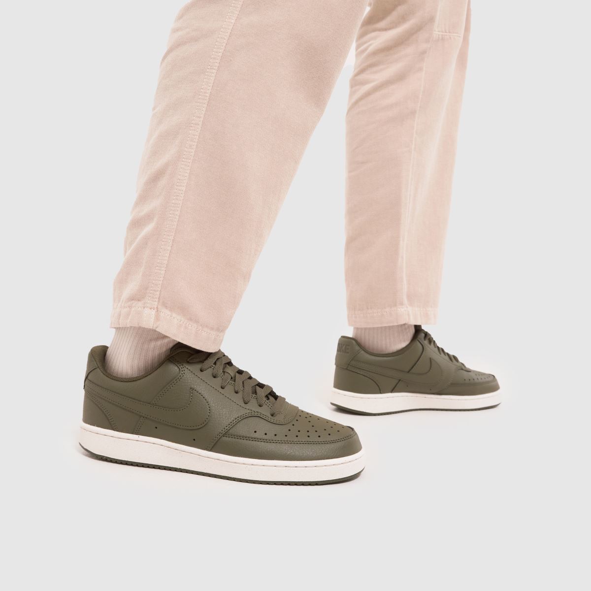 Tenisky Nike Court Vision v khaki barvě
