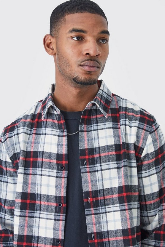 Tall langärmliges kariertes Overshirt