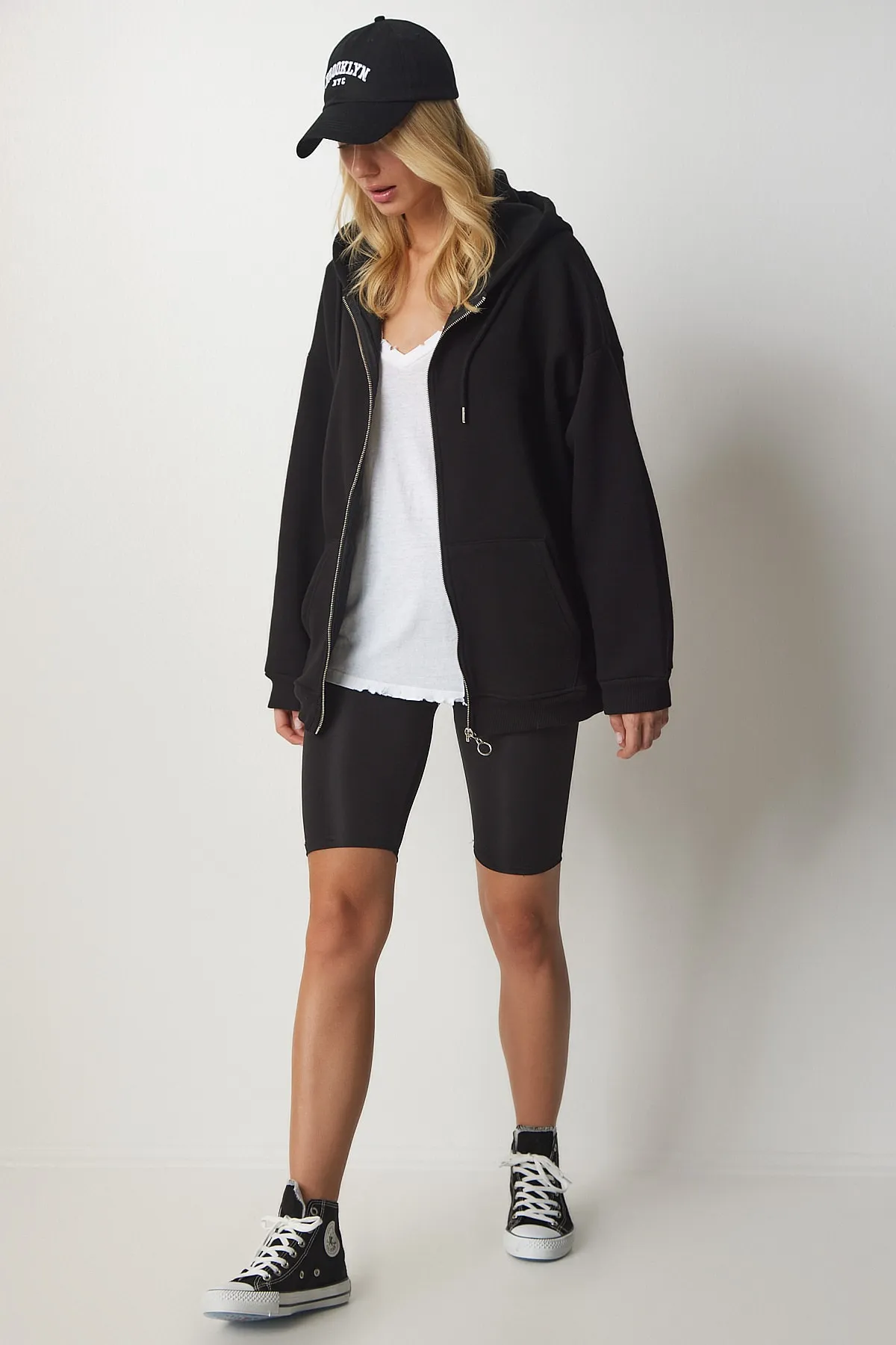 Happiness İstanbul  Sweatshirt - Schwarz - Oversized