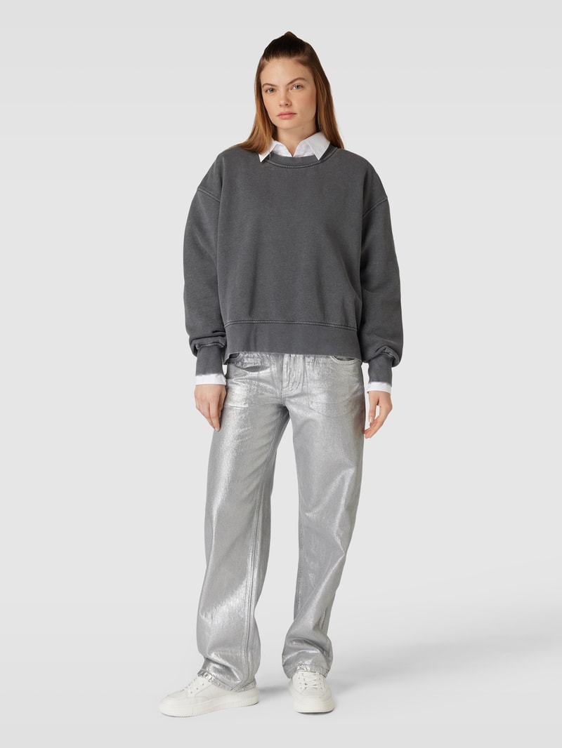 Sweatshirt mit Rundhalsausschnitt in anthrazit