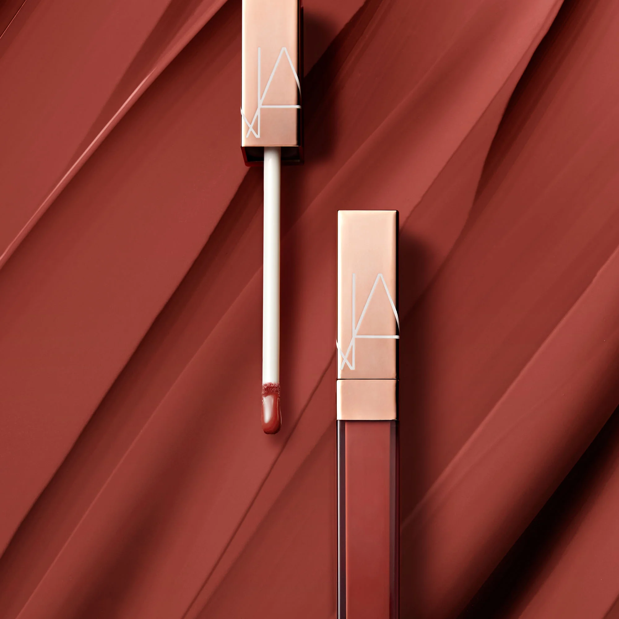Brillo labial AFTERGLOW LIP SHINE