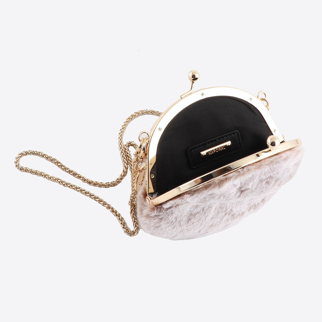 LOT    Sac en fausse fourrure Femme