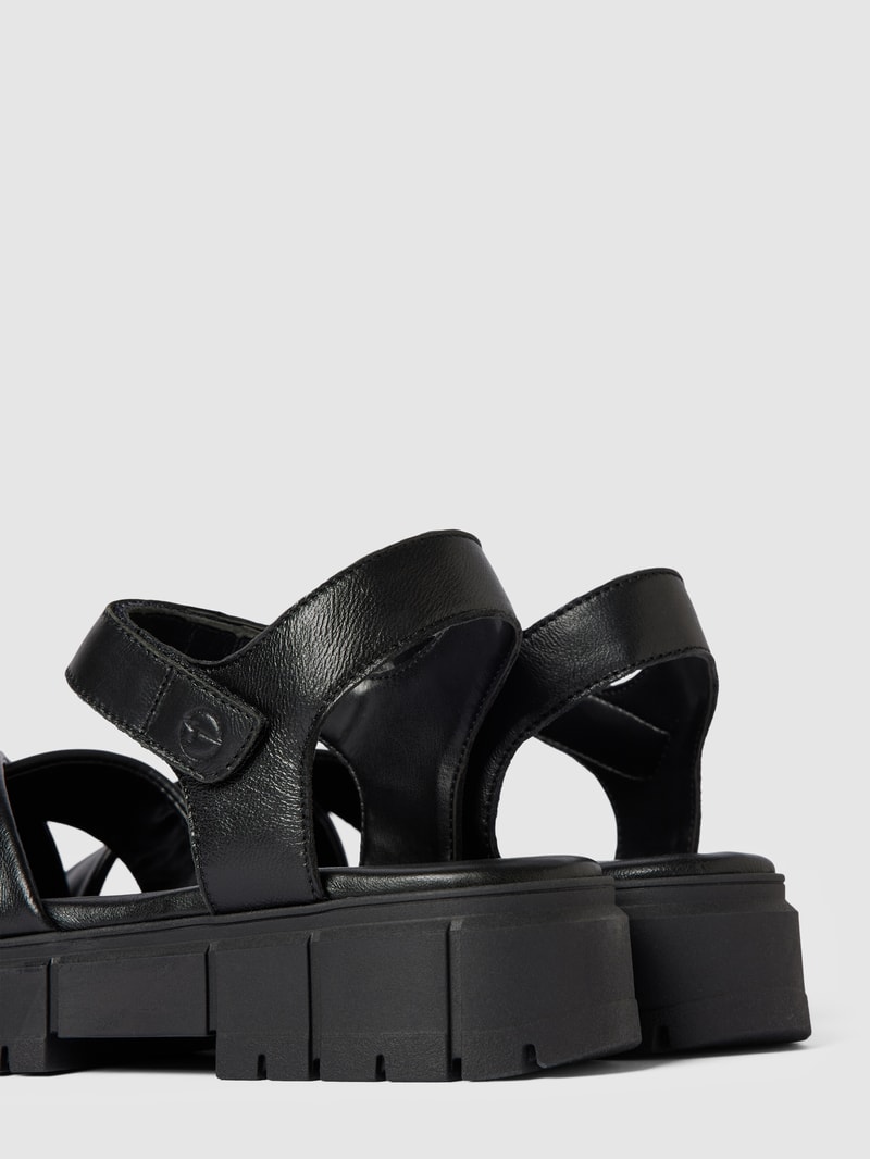 Sandalen mit Plateausohle in schwarz
