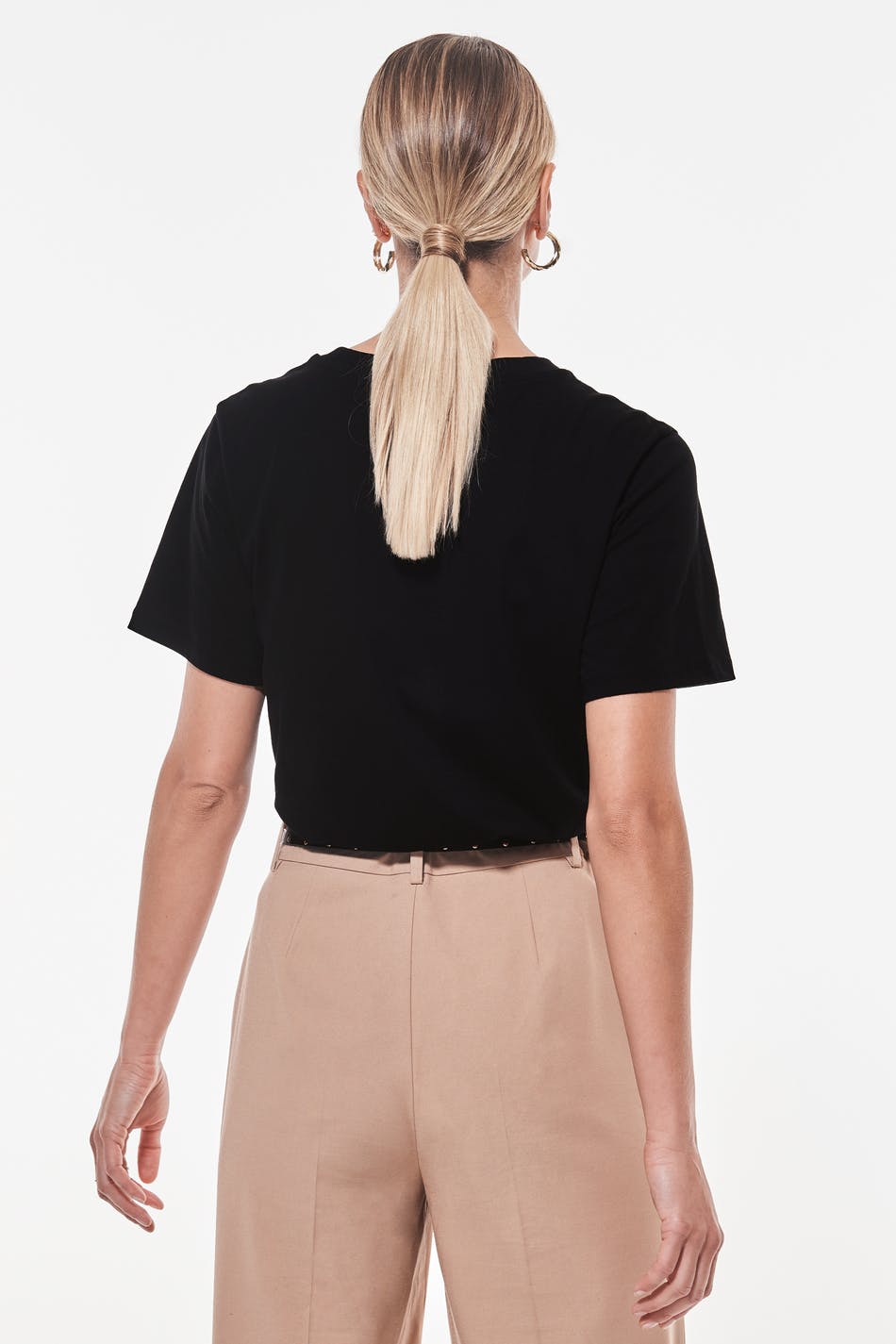Ellen tee