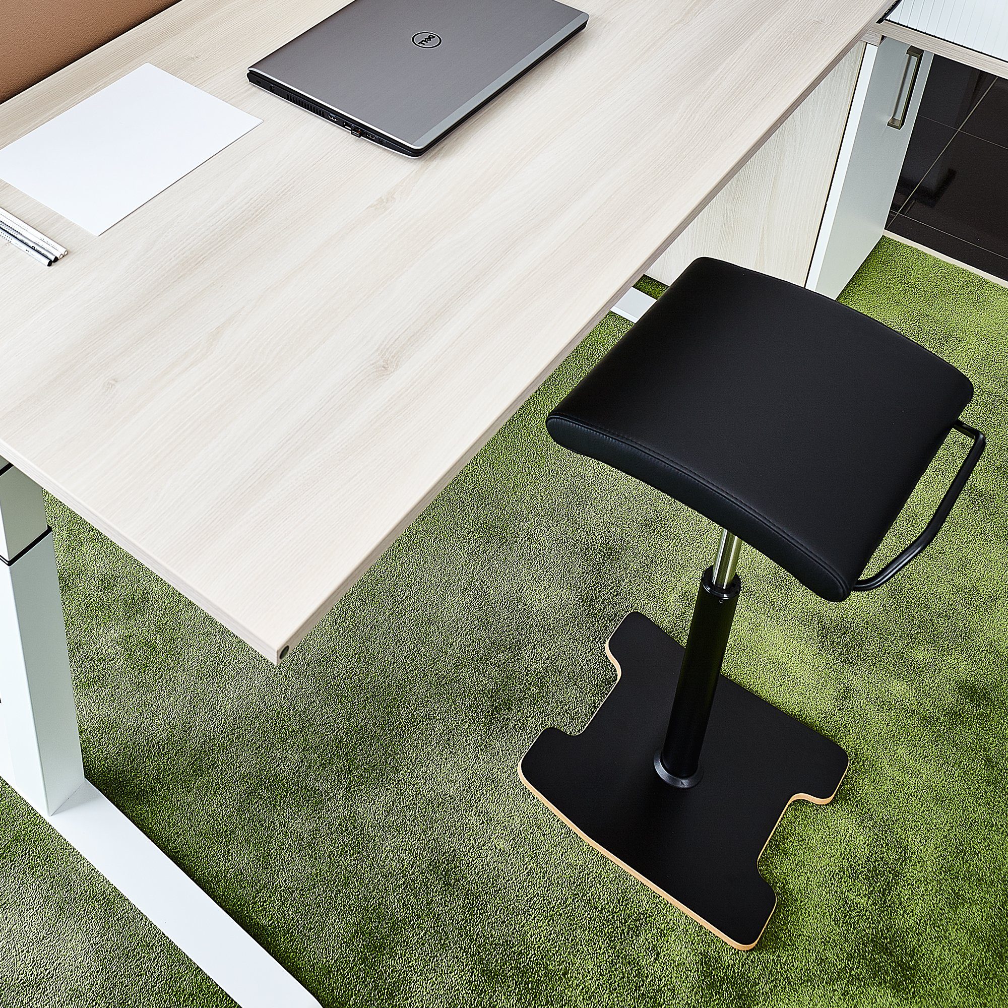 lento Stehhilfe lento® Sella Activa, Ergonomischer Hocker Stehhocker Sitzhocker, AKTIVIERUNG DER MIKROMUSKULATUR, MADE IN GERMANY, 10JAHRE GARANTIE