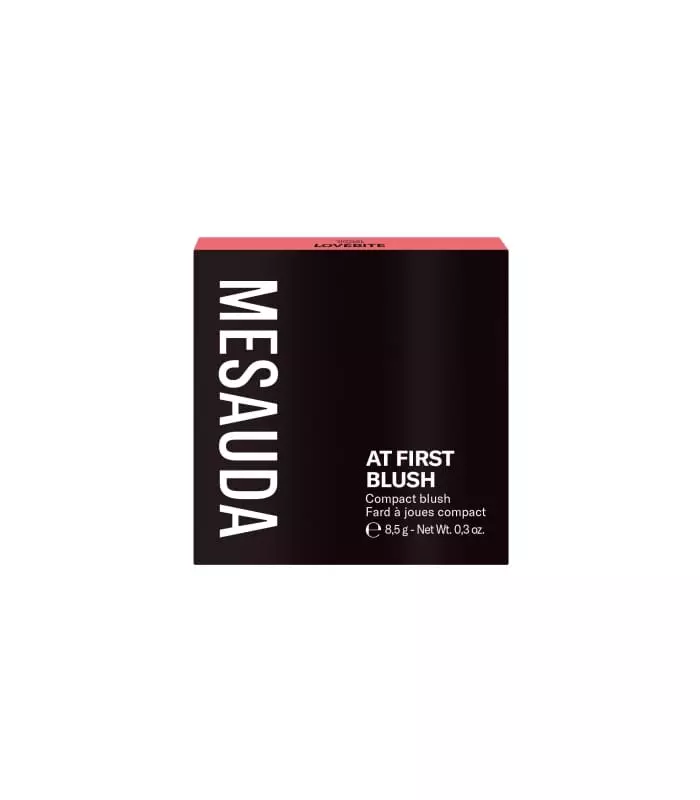 AT FIRST BLUSH  Fard à joues compact