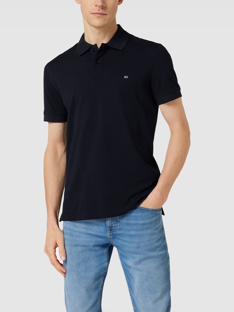 Poloshirt mit Label-Stitching in marineblau