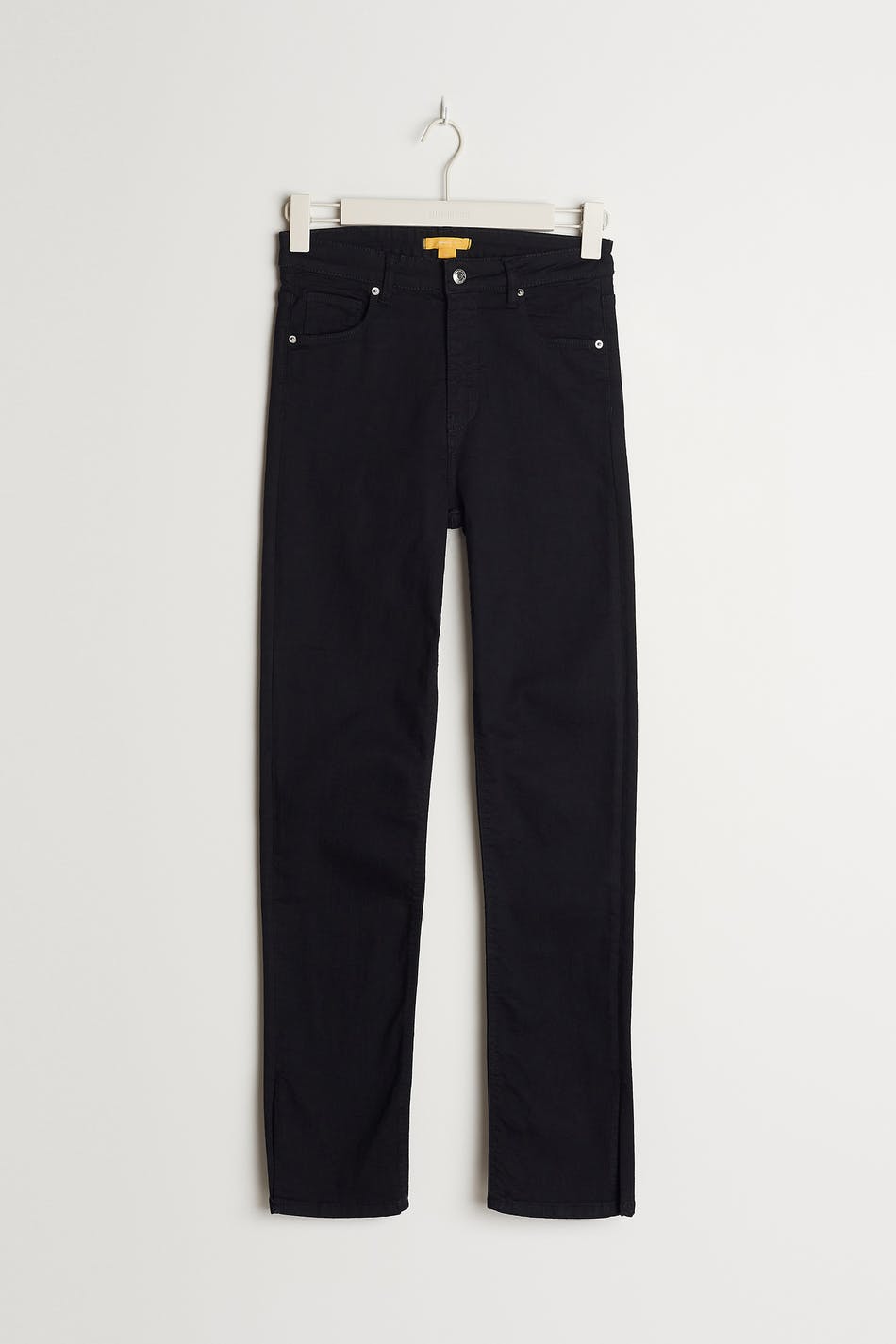 Straight slit jeans