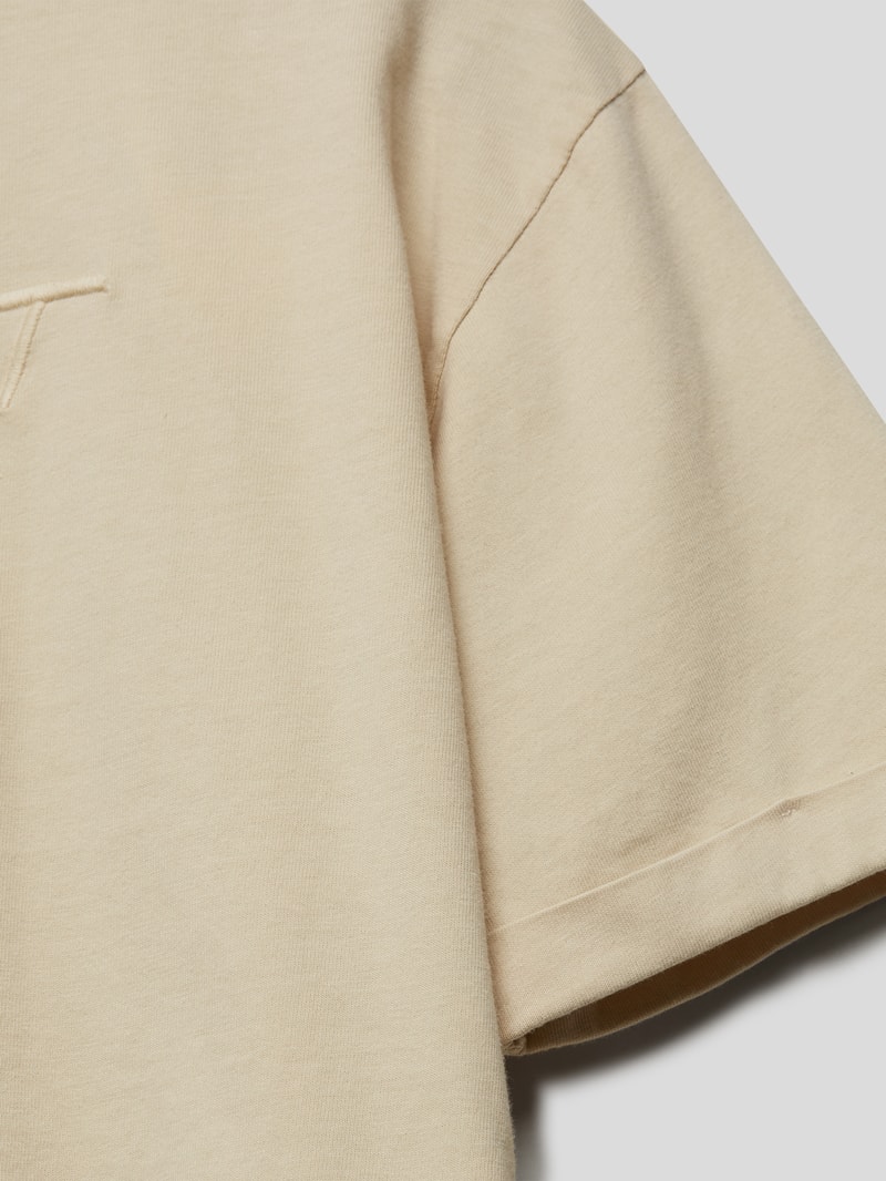 Cropped T-Shirt mit Stitching in sand