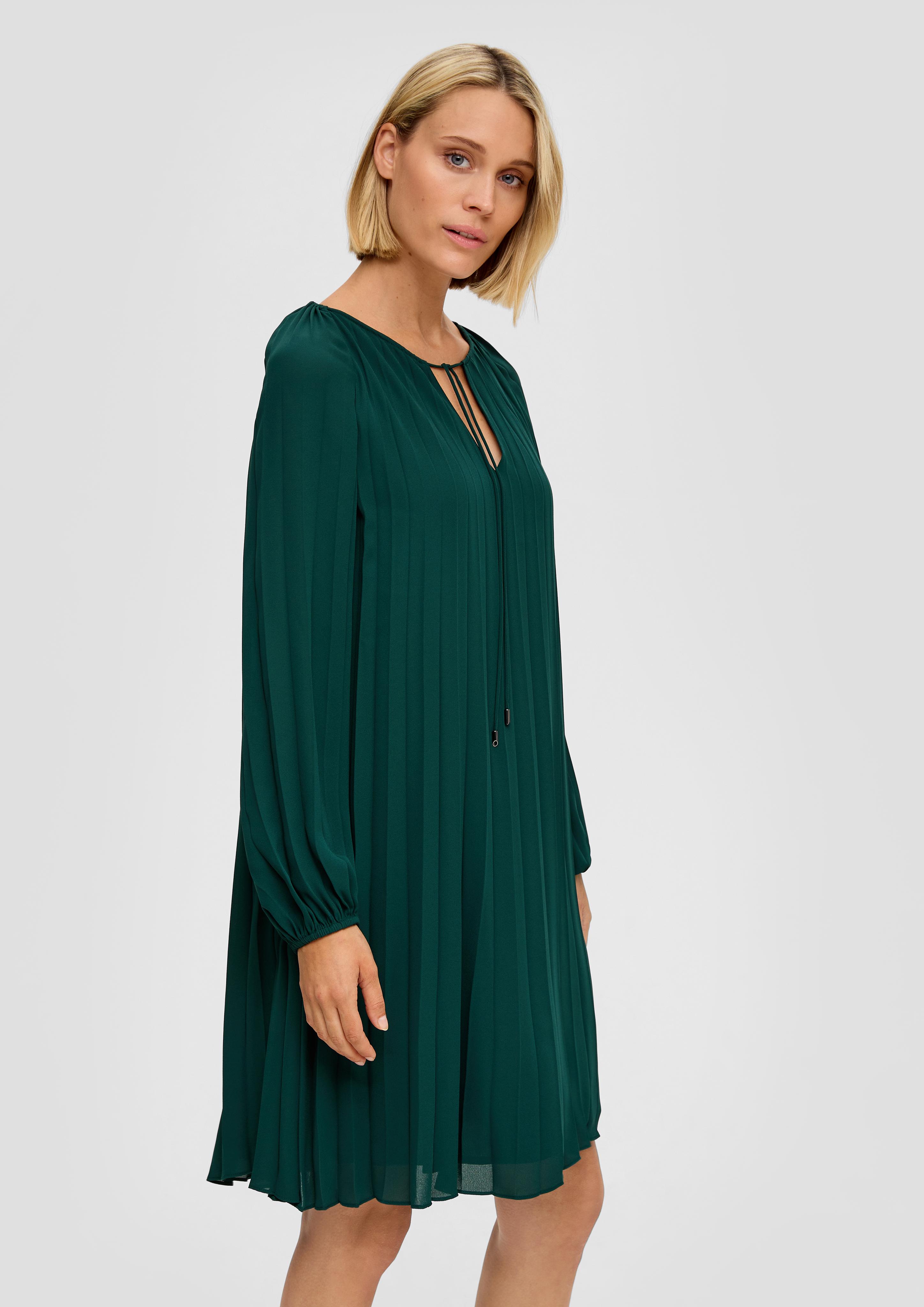 Kurzes Plisseekleid  2136204-7889