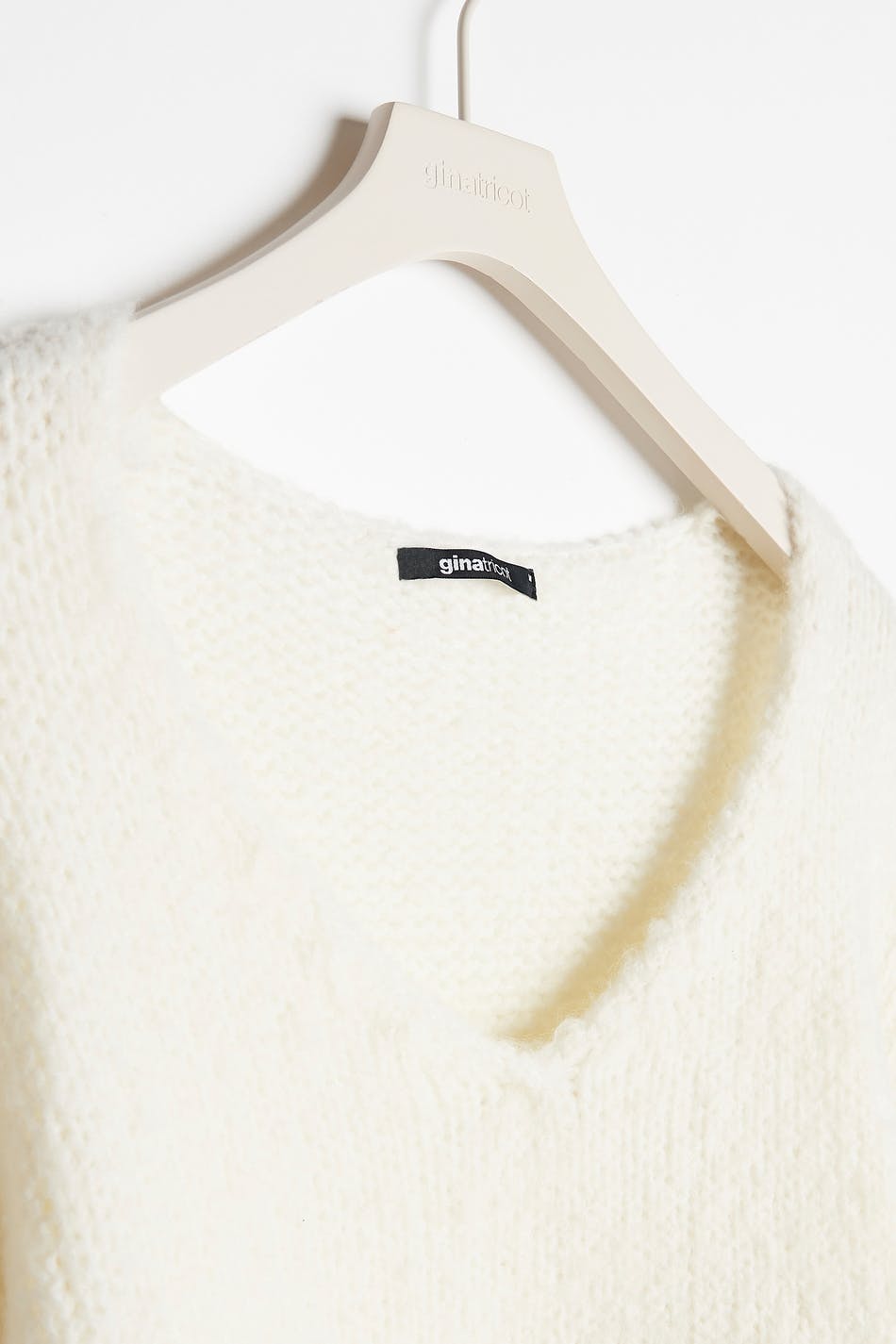 Sasha knitted sweater