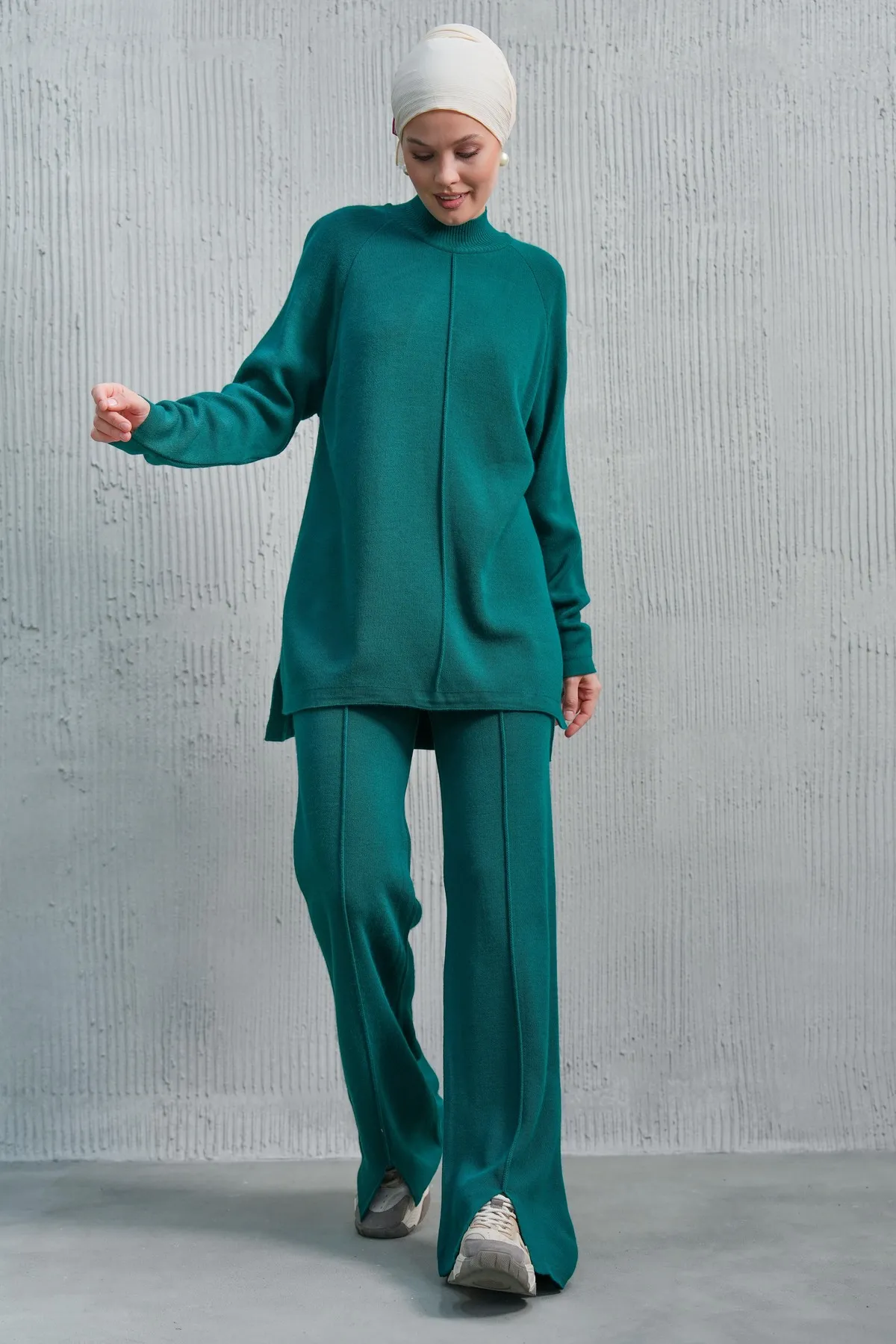bayansepeti  Flexibler Strickstoff, Stehkragen, Langarm-Oberteil und geschlitzte Beinhose, grünes Hijab-Unterteil-Oberteil-Set 1070