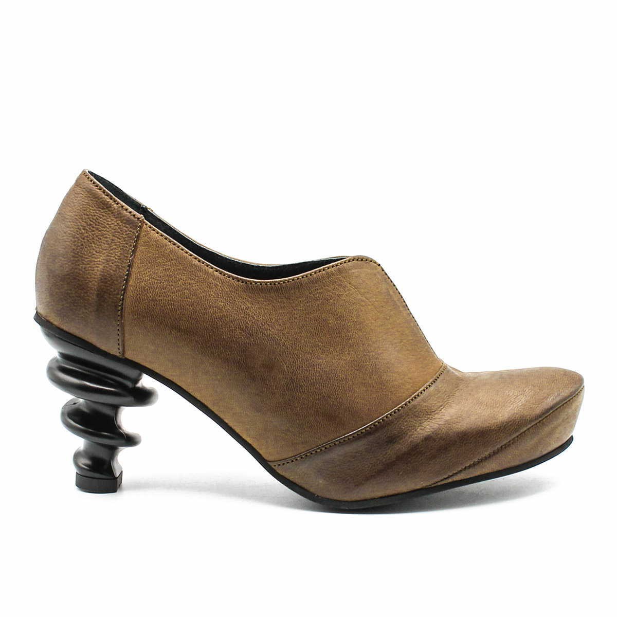 TIGGERS Plateau-Pumps braun Tiggers Pumps