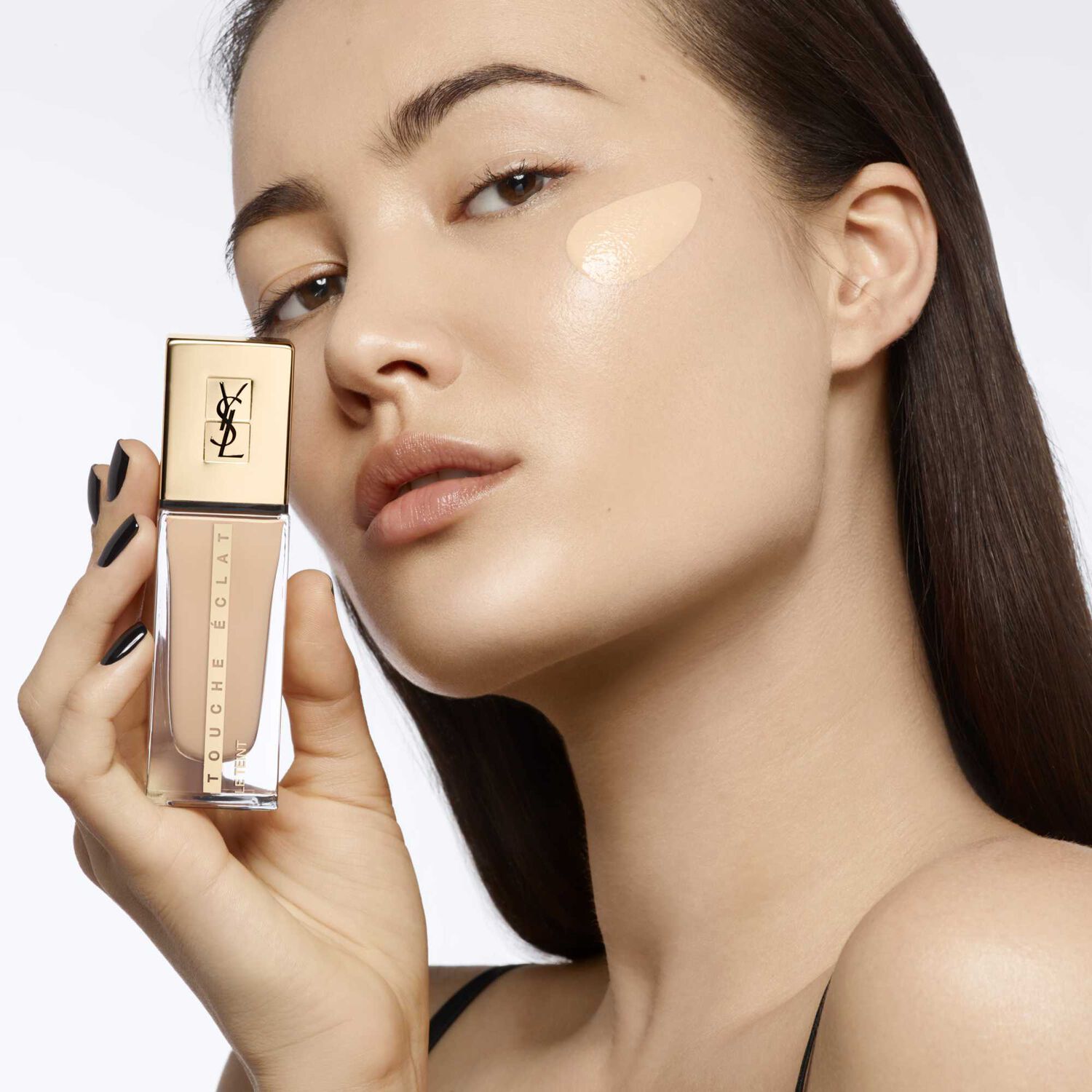 Yves St Laurent Touche Eclat Le Teint Fond de Teint Hydratant 25 ml