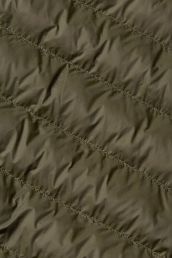 Steppjacke mit hohem Kragen