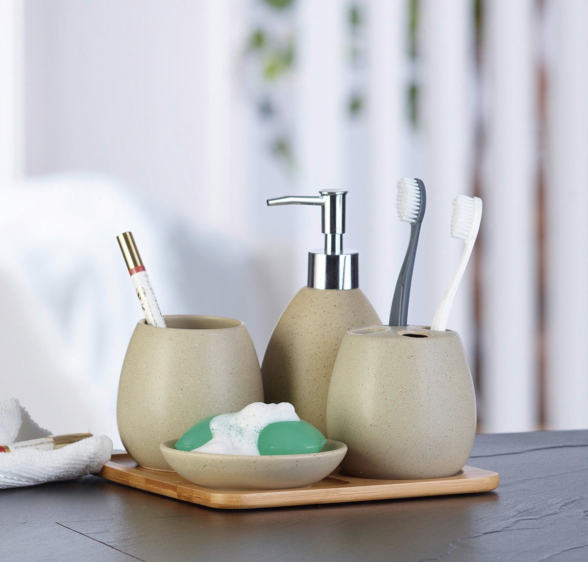 axentia Badaccessoire-Set Avignon, 4 tlg., Zahnputzbecher, Zahnbürstenhalter, Seifenschale und Seifenspender