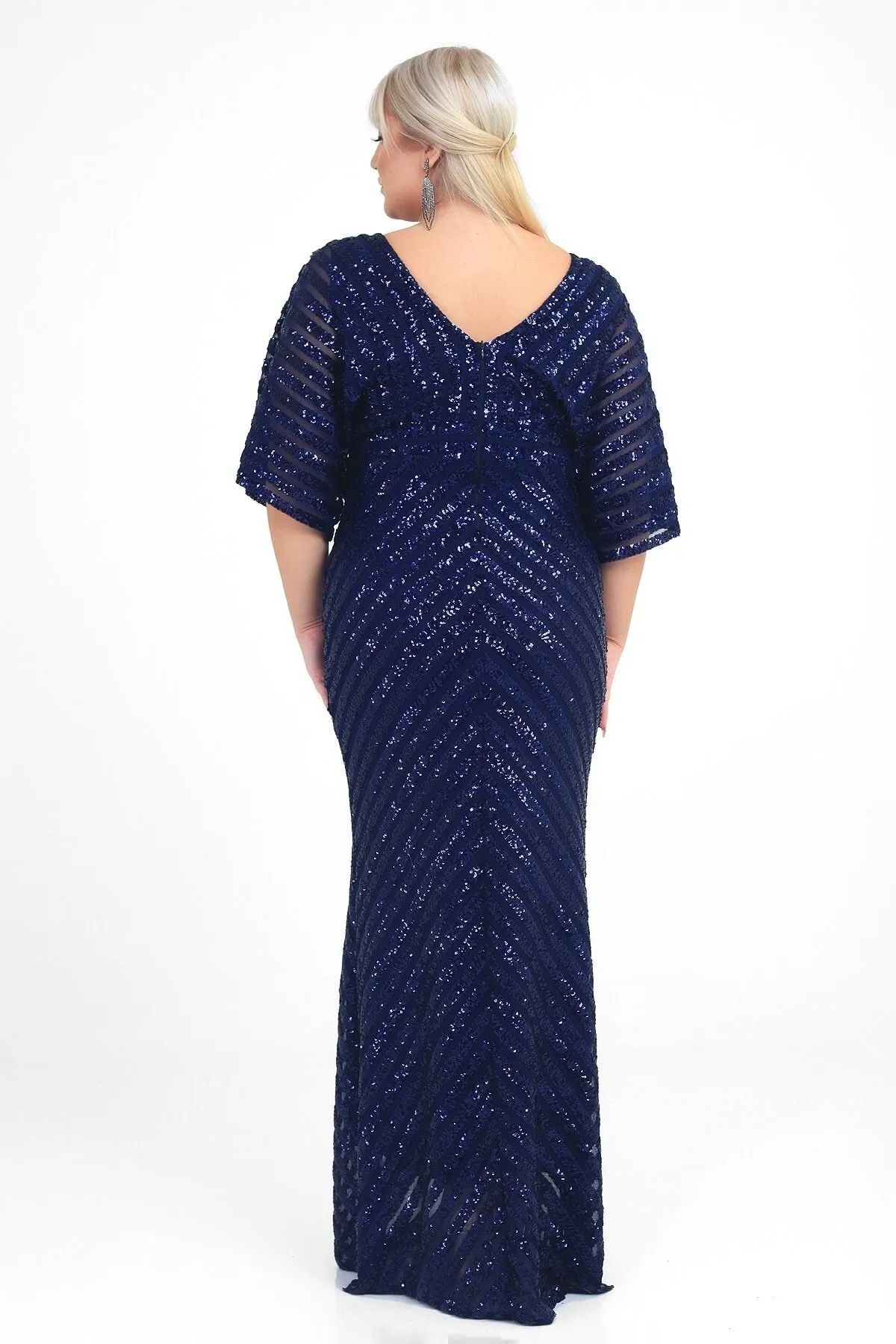 By Saygı  Marineblaues, mit Pailletten gefüttertes, langes Ottoban-Abendkleid in Übergröße für Damen