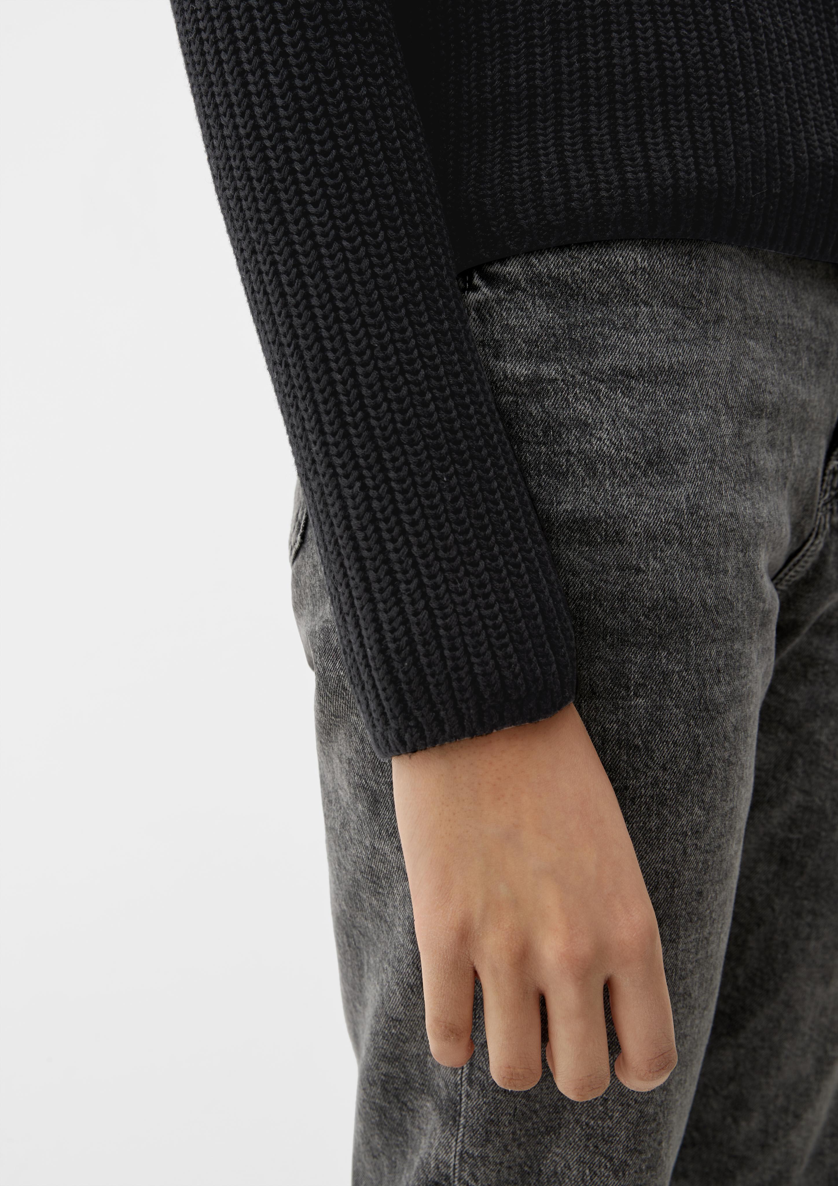 Pullover aus Strick  45.899.61.X012-9999