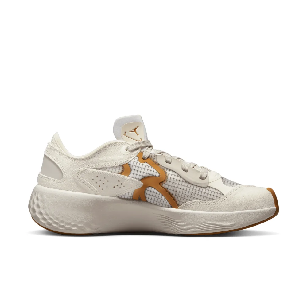 NIKE JORDAN Delta 3 Low Wmns DM3384-102 / braun