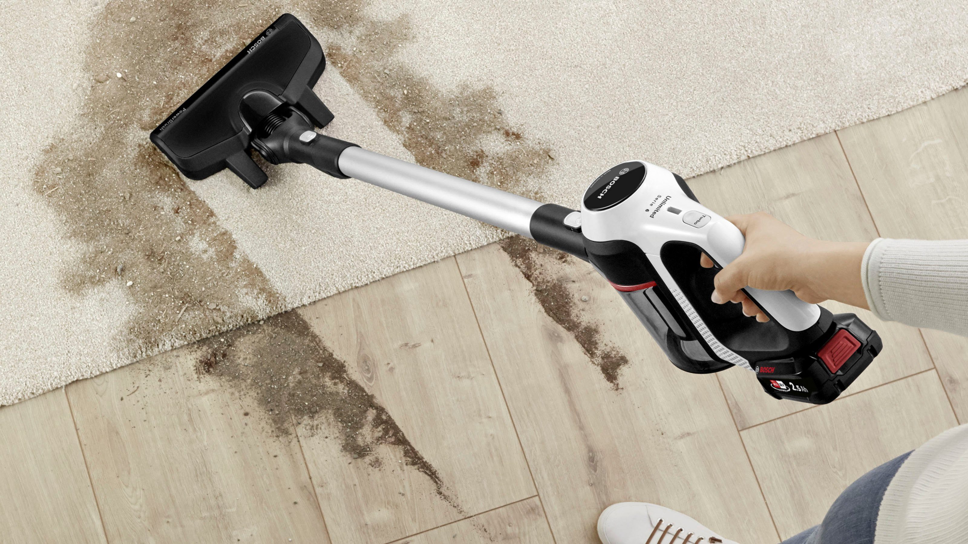 BOSCH Akku-Stielstaubsauger Unlimited BKS611MTB, beutellos, besonders leicht - nur 2,3 kg schwer