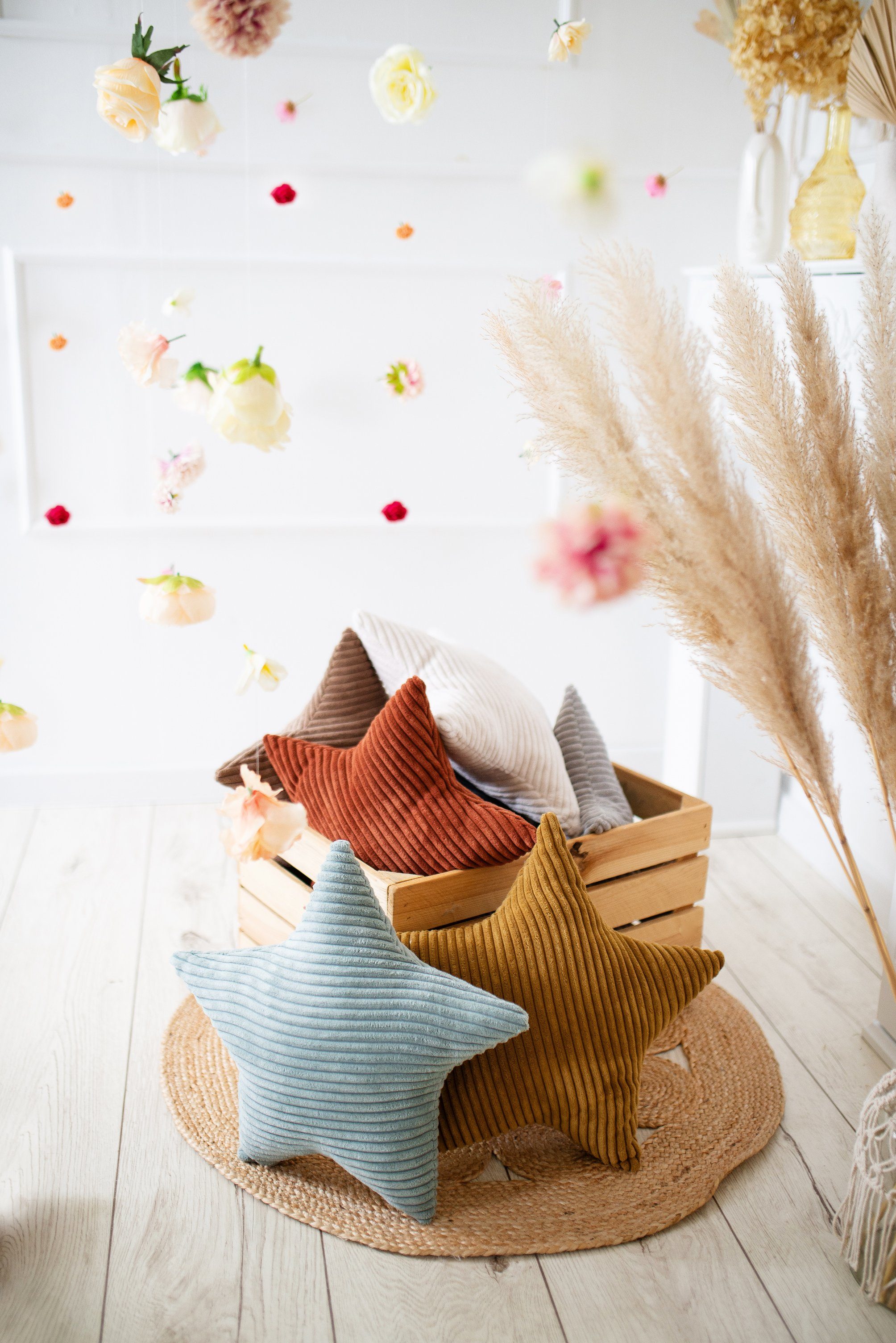 Rainbow Kids Dekokissen Cord Kissen Boho Home Decor Kinderkissen Samtweich Sternkissen, Made in EU