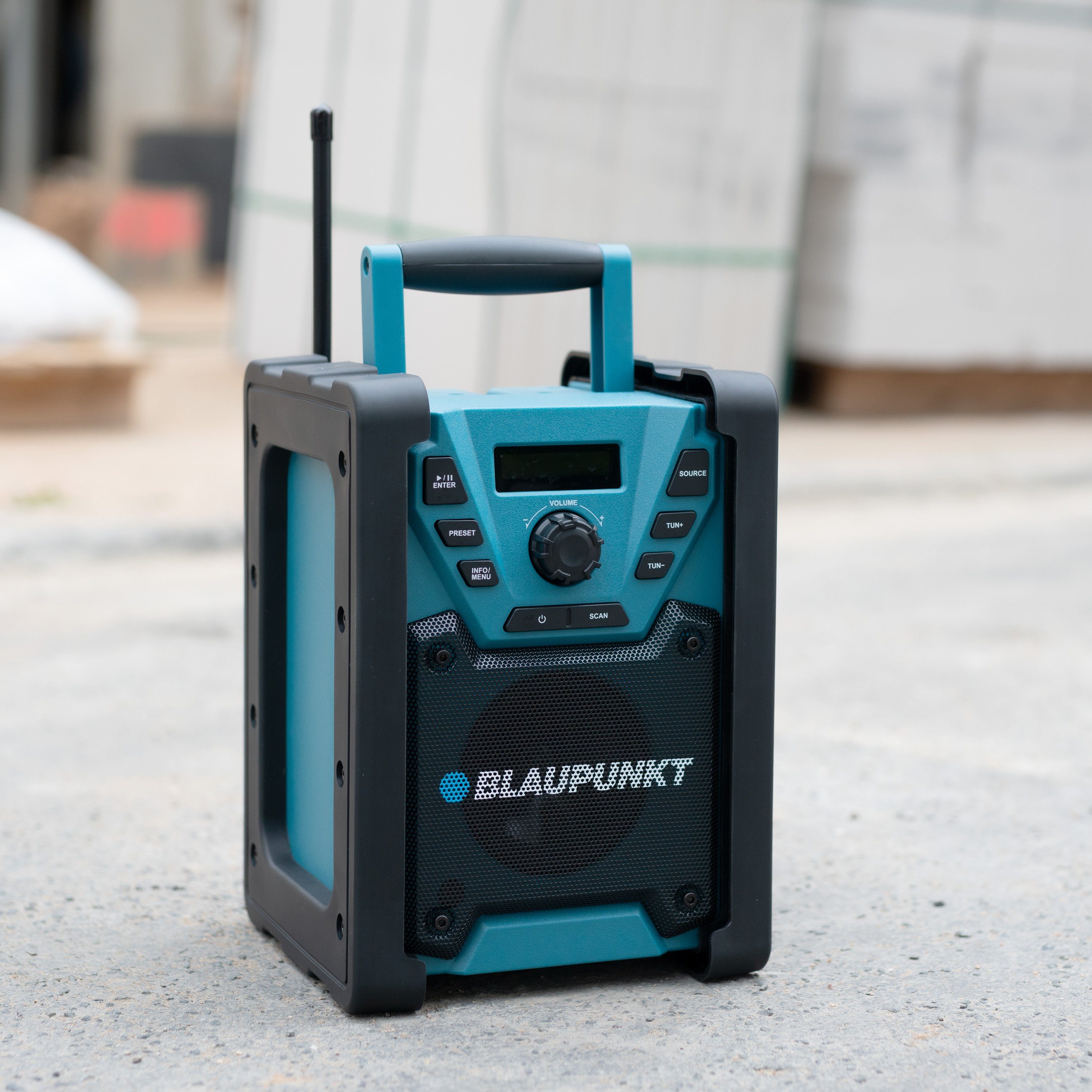 Blaupunkt BSR 200 Baustellenradio (Digitalradio (DAB), UKW, 5,00 W, Bluetooth, 40 Senderspeicher DAB+ / 20 Senderspeicher UKW, AUX-IN)