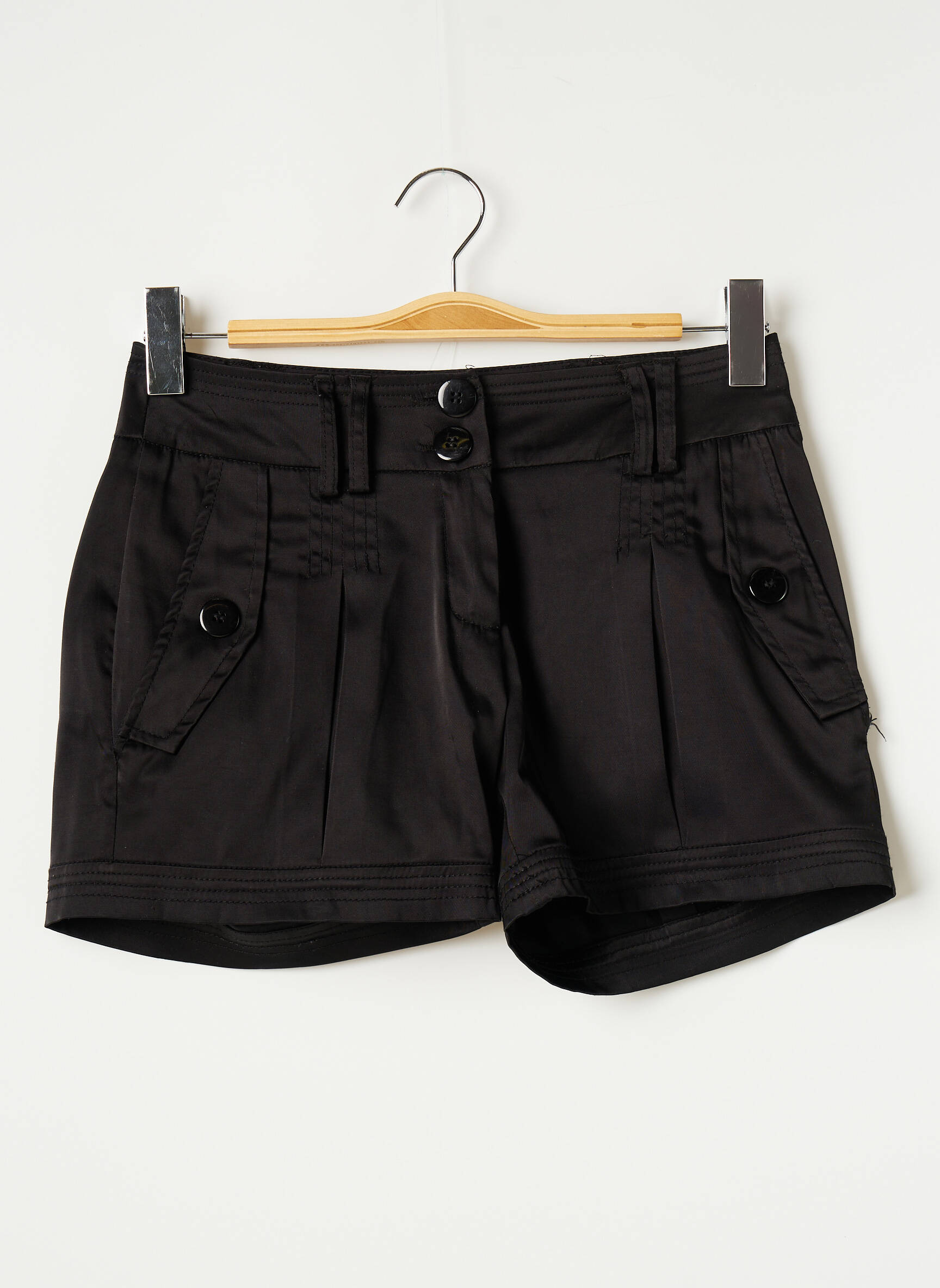 Sans Marque Shorts 1 Femme couleur noir