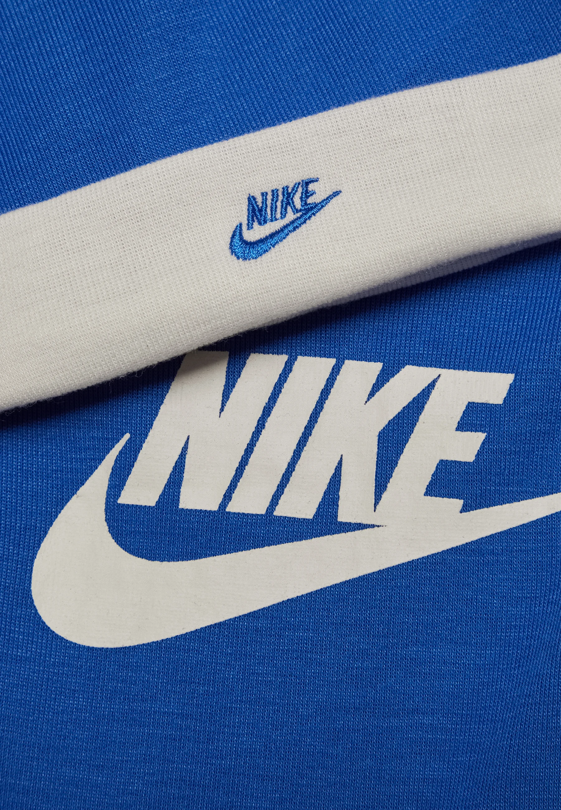 Nike Sportswear NIKE BABY SET DE REGALO DE 3 PIEZAS BODY BOOTIES & BEANIE UNISEX - Gorra