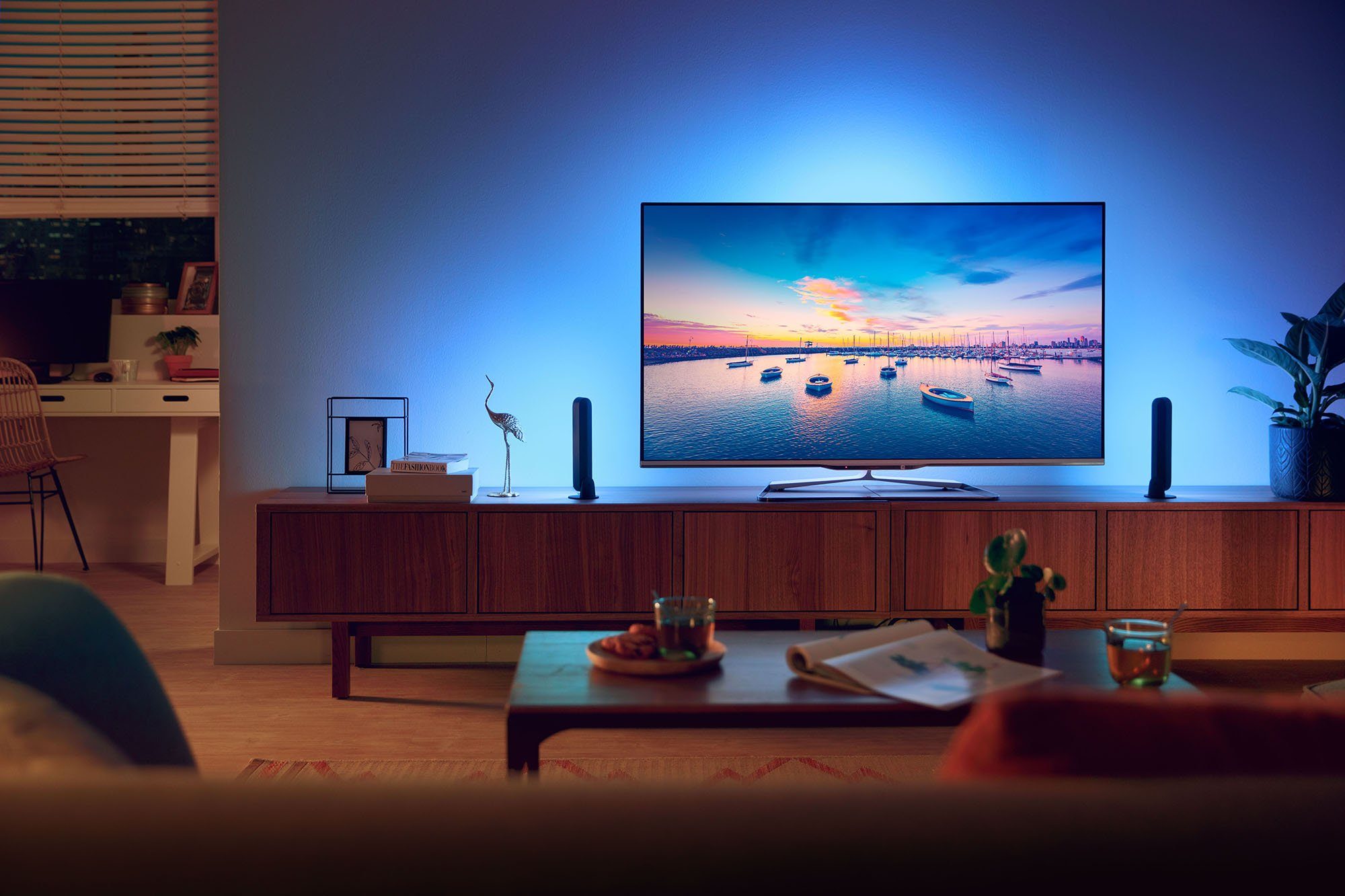 Philips Hue LED Tischleuchte PLAY, Dimmfunktion, Farbwechsel, Smart Home, mehrere Helligkeitsstufen, LED fest integriert, Extra-Warmweiß, Kaltweiß, Neutralweiß, Tageslichtweiß, Warmweiß, LED Play Lightbar