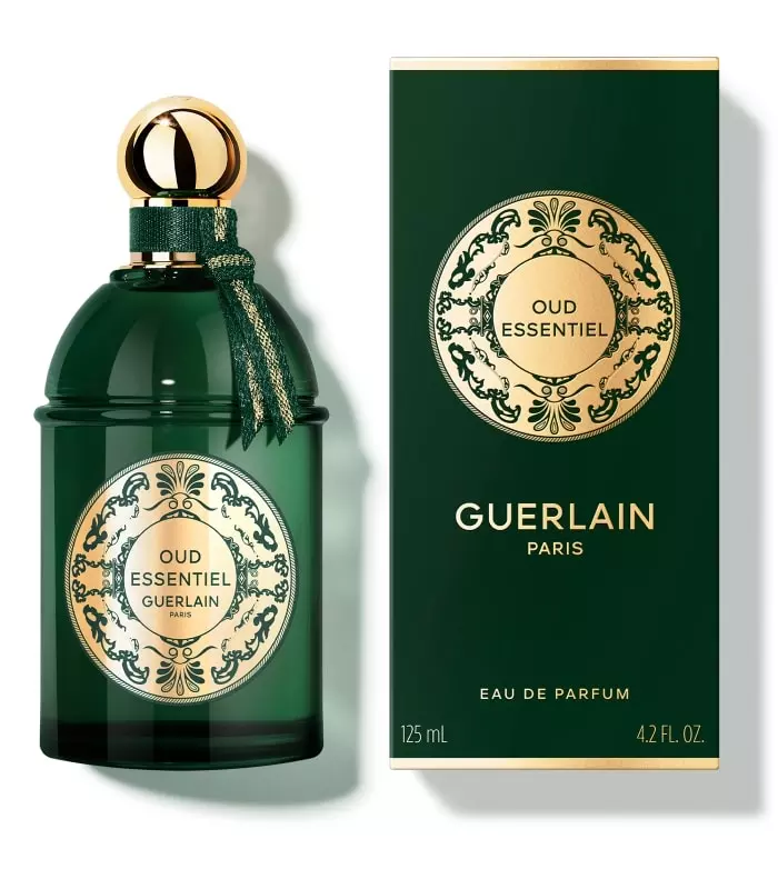 OUD ESSENTIEL Eau de Parfum